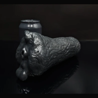 AD LUCEK - DOG ANUS